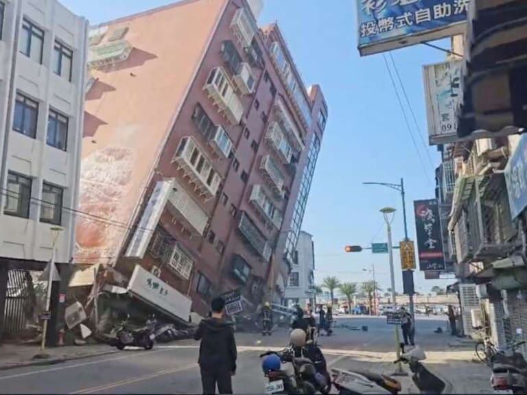 Terremoto de magnitud preliminar 7.5 sacude Taiwán; activan alerta de tsunami