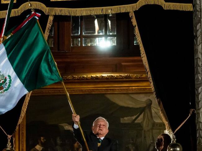 Dedica AMLO Grito de Independencia a migrantes y pueblos indígenas | FOTOS