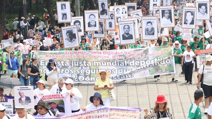“Nada que festejar”: Madres buscadoras marchan en CDMX y exigen a Sheinbaum pasar del discurso a la acción