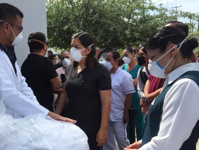 Entregarán bono al personal médico que atienda a pacientes con Covid-19