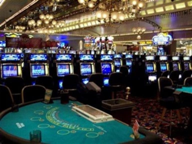Denuncia de hechos contra juez que favoreció casinos
