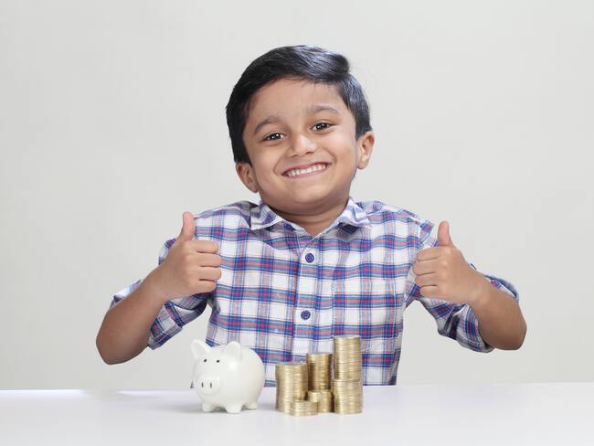 Suspenden pagos de Beca Benito Juárez y Jóvenes Construyendo el Futuro y Rita Cetina por Semana Santa para estas letras