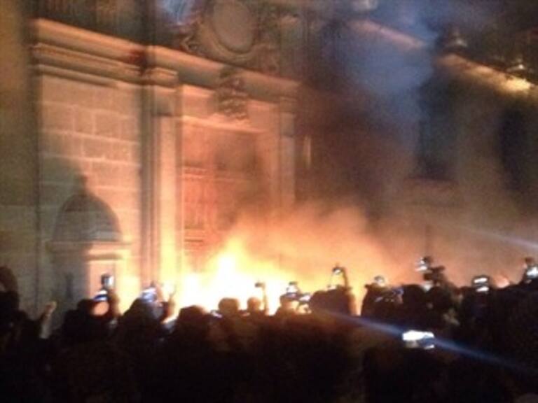 Liberan a 15 tras actos violentos en el Zócalo