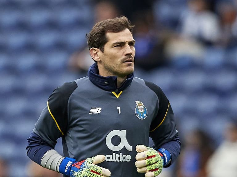 Iker Casillas se retira del futbol.