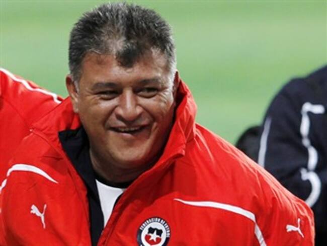 Destituyen a técnico de Chile tras derrota en amistoso ante Serbia