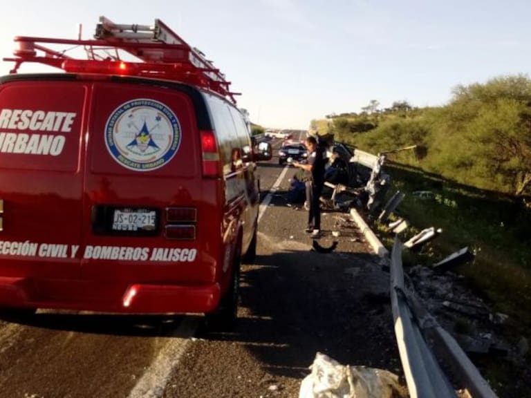 Accidente en la autopista Guadalajara- Lagos de Moreno deja 4 muertos
