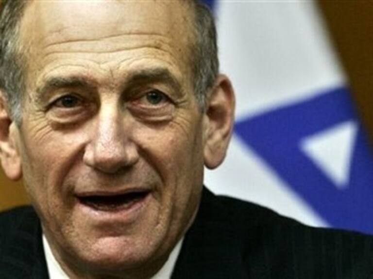 Declaran a ex primer ministro Olmert culpable por corrupción