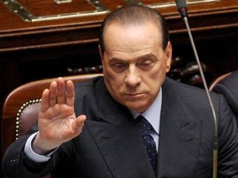 Mantienen proceso contra Berlusconi por 'Caso Ruby'