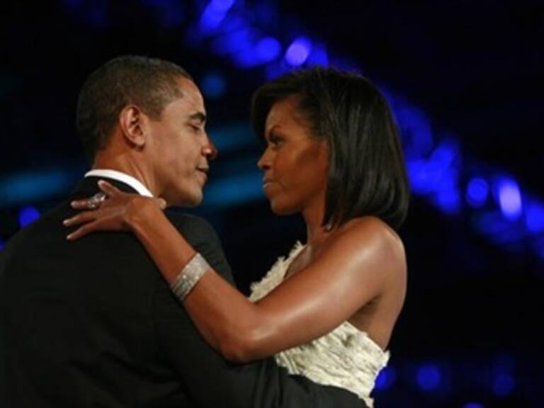 Duplica matrimonio Obama sus ingresos