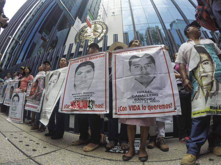 SEDENA tiene 10 días para entregar fotos del caso Ayotzinapa: INAI