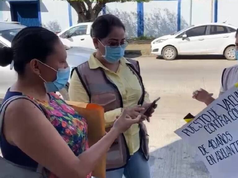 Centros de vacunación en Chiapas siguen vacíos, invitan hasta en cruceros