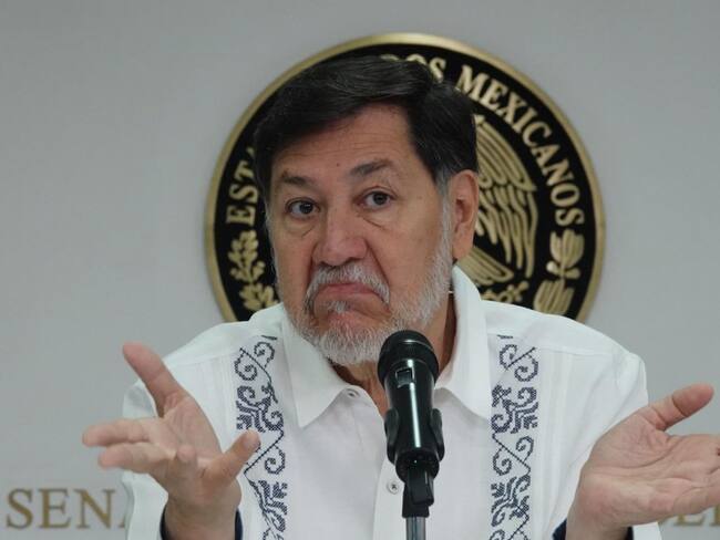 Lamentable que haya ataques al interior de la 4T: Noroña