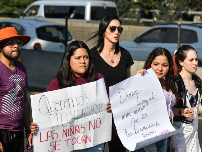 Autoridades se comprometen a analizar caso de niña abusada en Edomex