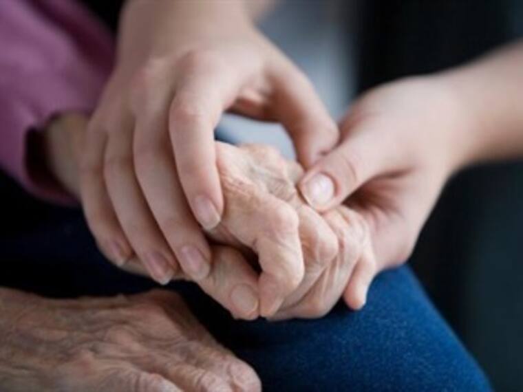 Parkinson: tratamientos, síntomas y más con Martha Debayle