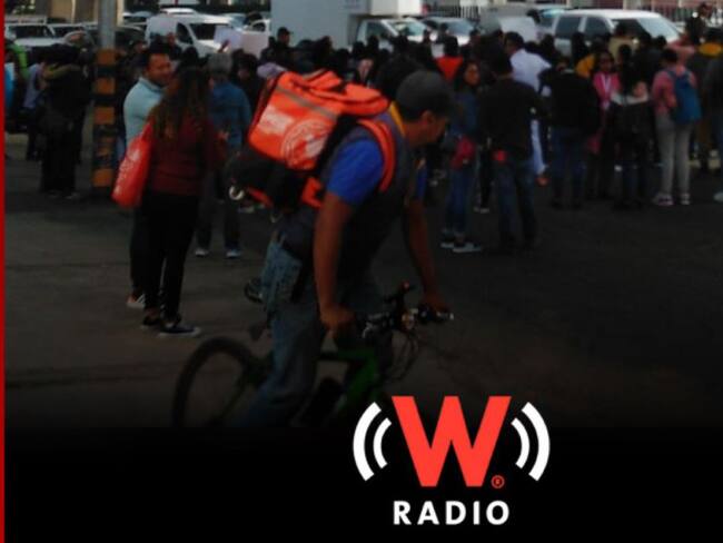 Profesores desquician Periférico y otras vías en Edomex | VIDEO