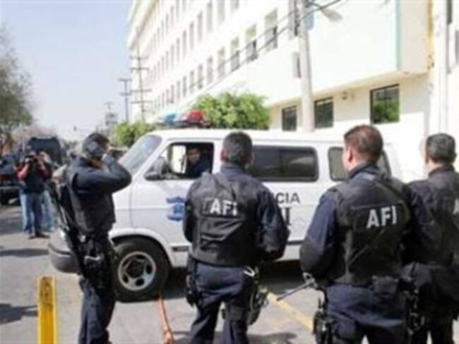 Consignan a 9 agentes de la PGR