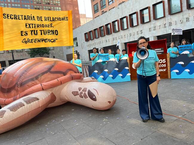 Greenpeace presenta propuesta ante contaminación por plásticos