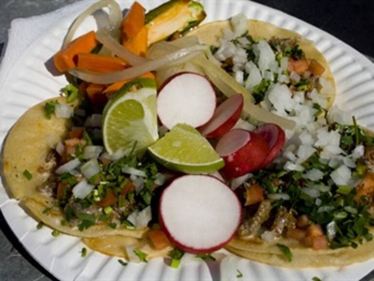 Tacos de becerro mamón