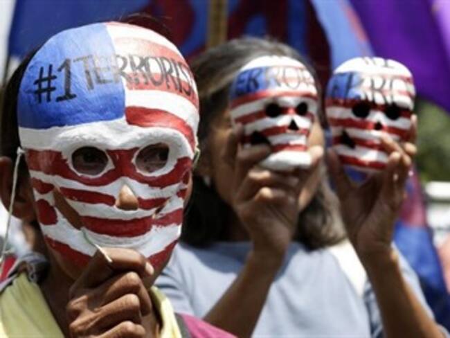 Dirige acciones policía de Manila ante manifestaciones por la visita de Obama a Filipinas