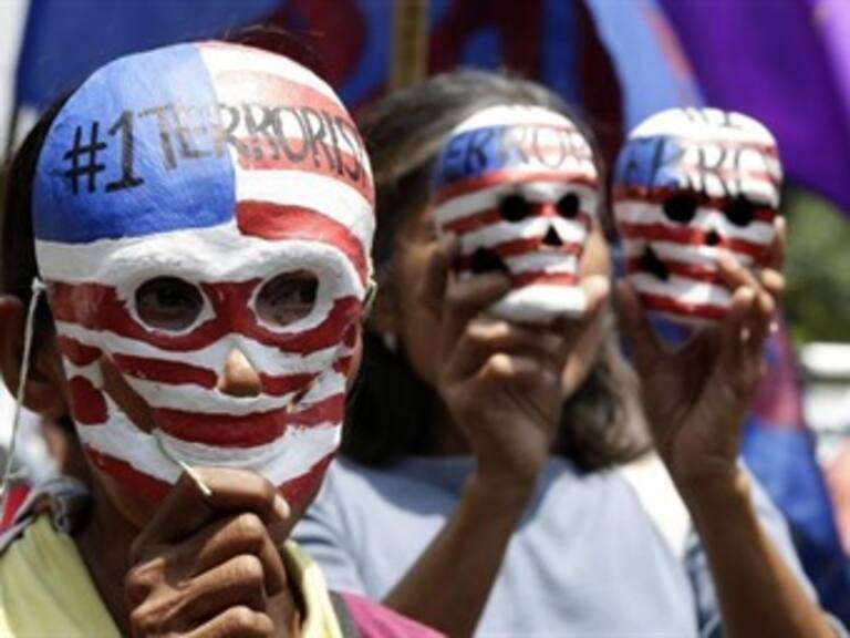 Dirige acciones policía de Manila ante manifestaciones por la visita de Obama a Filipinas