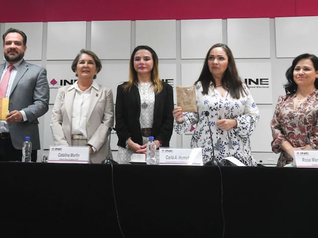 Signa Lab del ITESO entrega preguntas al INE para primer debate