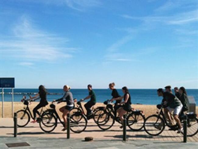Viajes a Nueva Zelanda y tours en bicicleta.'Lobby W' con Marco Daniel Guzmán/Fernanda Delgadillo