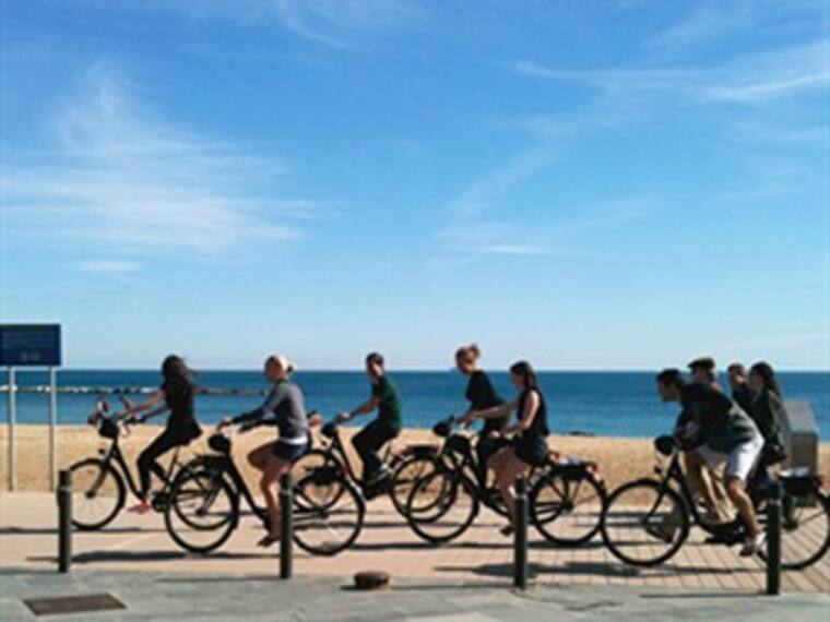 Viajes a Nueva Zelanda y tours en bicicleta.'Lobby W' con Marco Daniel Guzmán/Fernanda Delgadillo