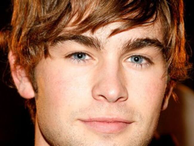 Revela People que Chace Crawford es el soltero más atractivo