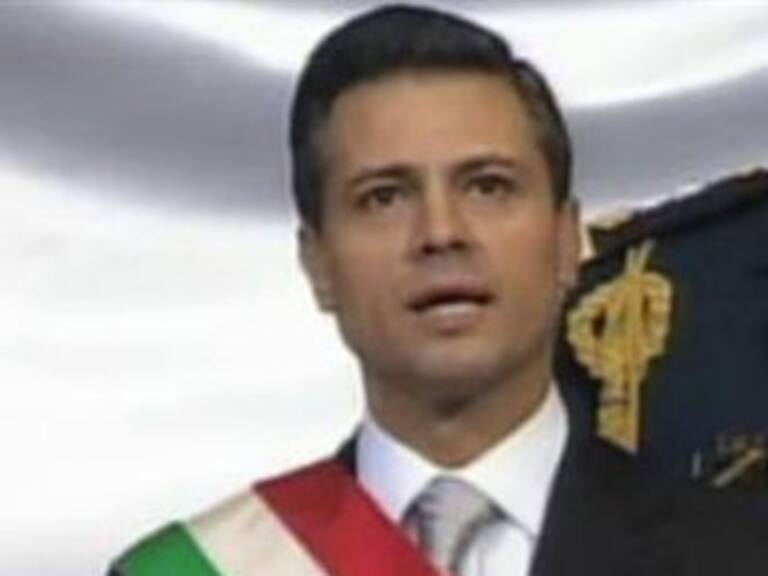 Toma protesta Enrique Peña Nieto a integrantes de su gabinete