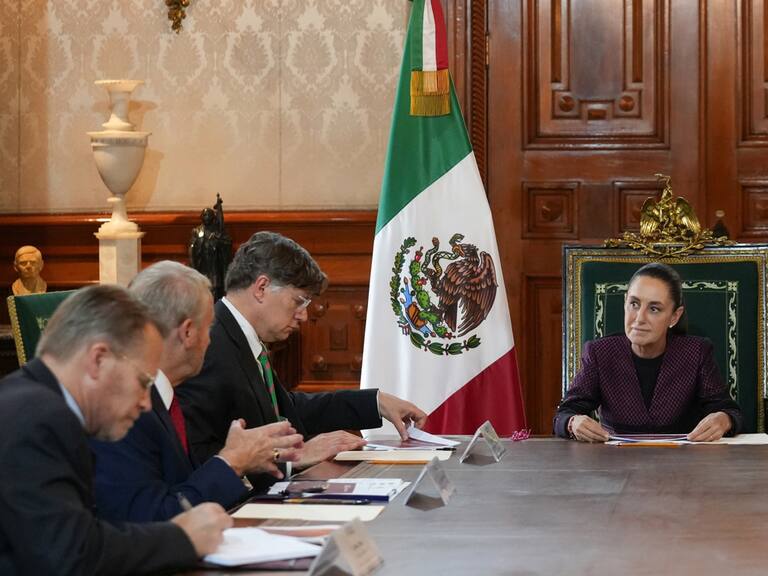 En la platica con Landau, no se acordó alguna fecha para la visita a México, del secretario de Estado, Marco Rubio.