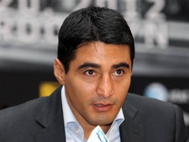 Felicita presidente del CMB a Erik Morales por su grandiosa carrera