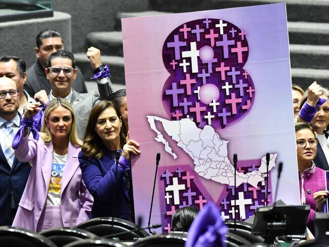 Arribo de Claudia Sheinbaum a la presidencia no rompe el techo de cristal; “no llegamos todas”: PAN