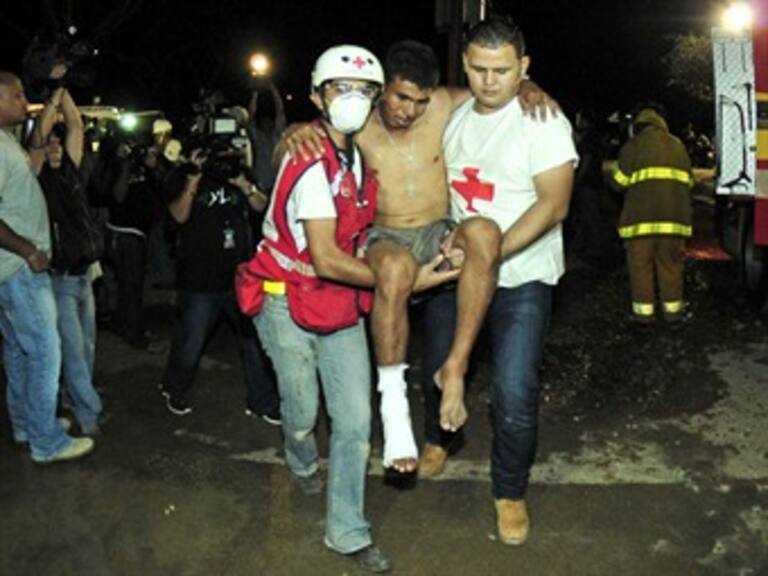 Inician sepelio de reos en Honduras e investigan incendio con ayuda de EEUU