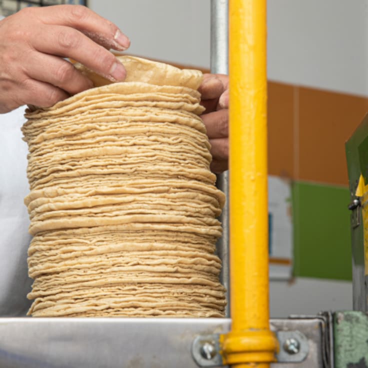 ¿Hay multa por vender o comprar tortillas en hieleras? Profeco aclara las supuestas sanciones