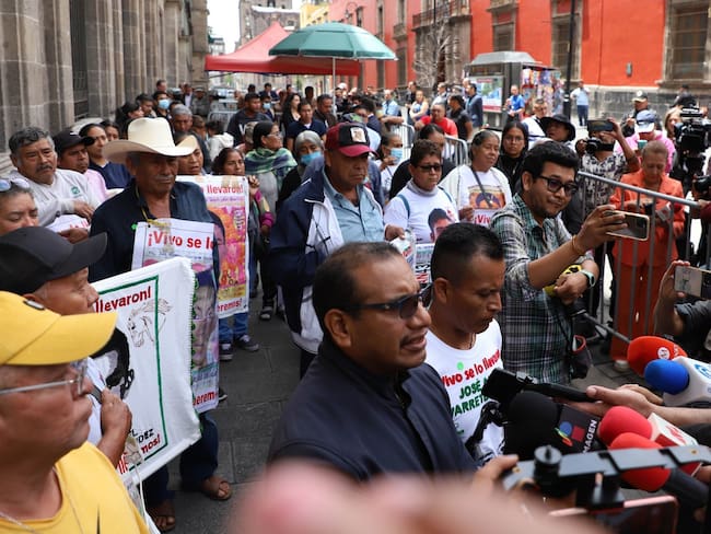 Padres de los 43 exigen avances en el caso Ayotzinapa; nuevas líneas se revelarán en septiembre