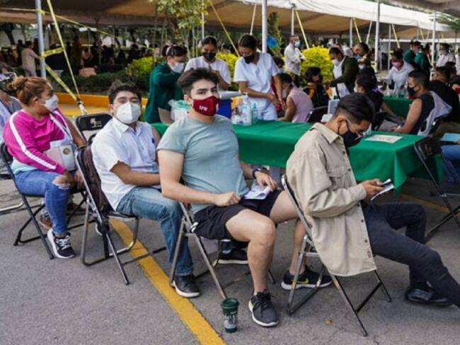 Suman 274 mil 139 muertes en México por COVID-19