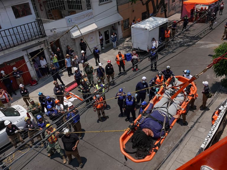 Susto real en el simulacro: Una mujer fracturada y 5 lesionados más en la CDMX