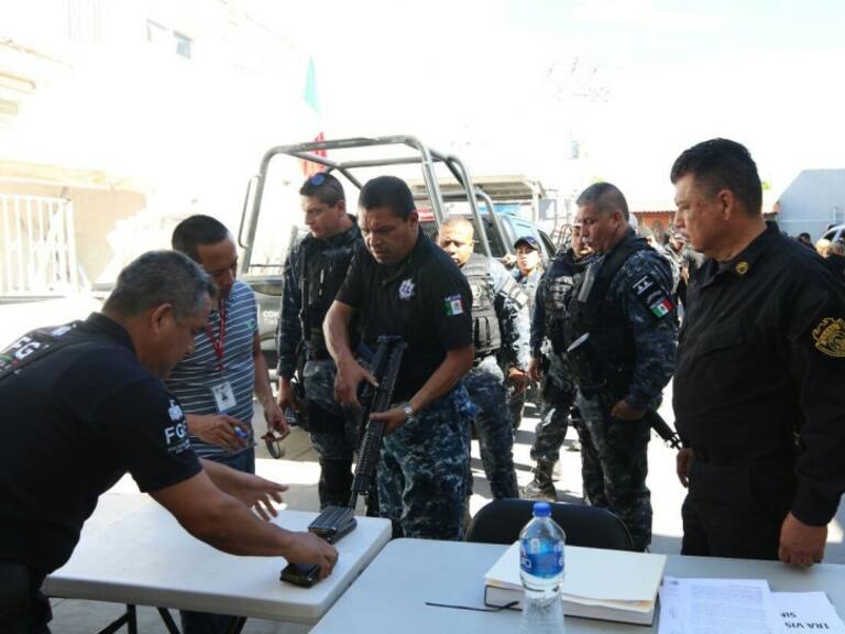 Reprueban exámenes de confianza 125 policías de Tlaquepaque