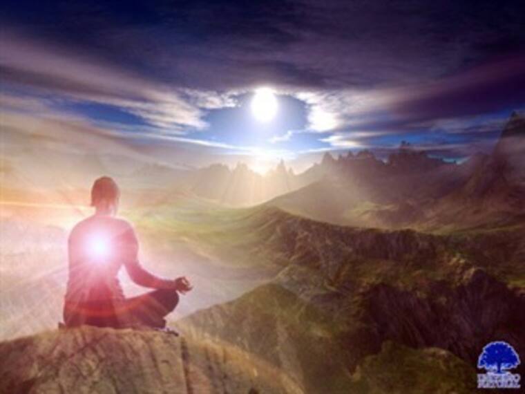 Meditación por el amor universal.'Y tu qué plan con Yoga' con Enrique Cervantes