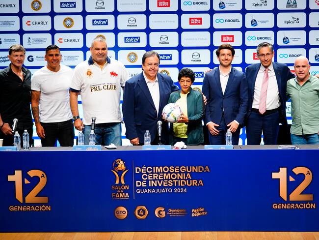El Salón de la Fama del Fútbol Internacional recibe a 18 nuevas leyendas en su duodécima ceremonia
