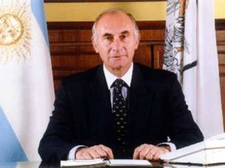 Condonan a expresidente argentino De la Rúa