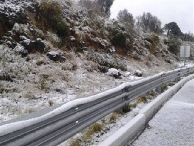 Abren autopista México-Puebla tras nevada