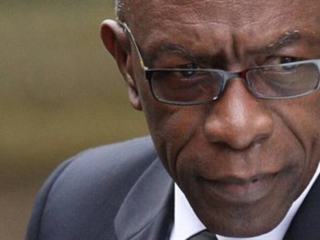 Warner deja FIFA y Concacaf