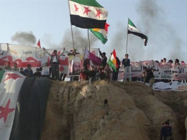 Libera Siria a 552 detenidos, piden se retire misión árabe