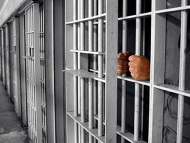 Acusan reos violación a sus derechos humanos