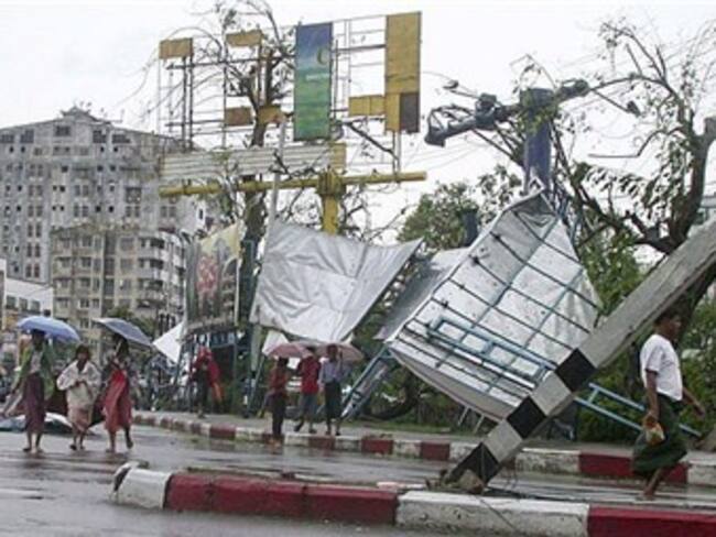 Mueren 85 por tormenta en la India