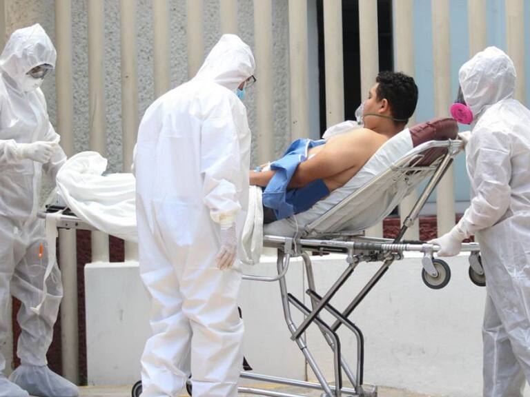 El número de muertes por COVID-19 en México asciende a 293 mil 897