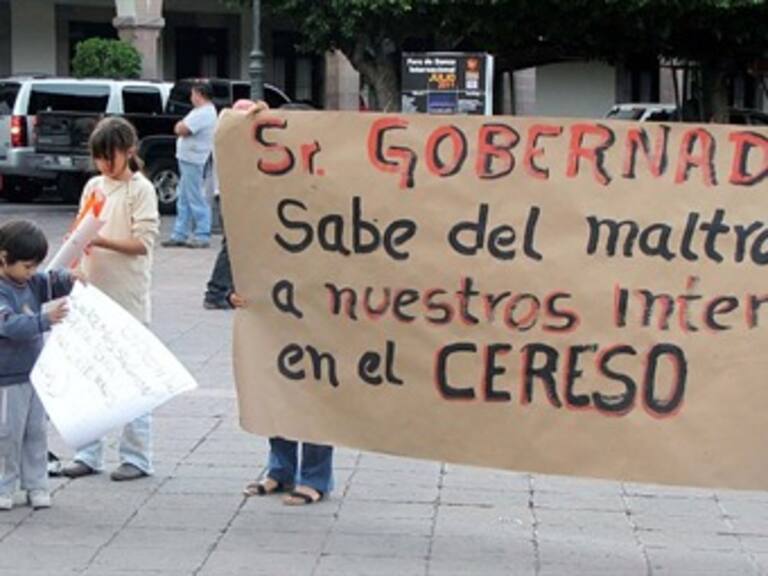 Investigan golpes e intento de suicidio en penal de Querétaro