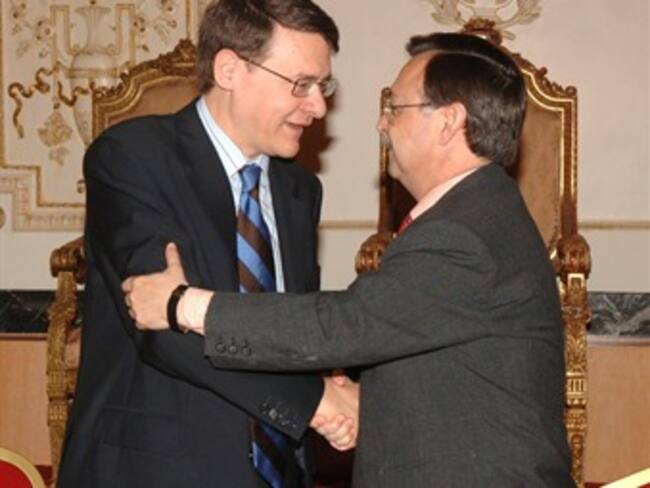 Turquía y Armenia firman acuerdos para dejar atrás un pasado sangriento