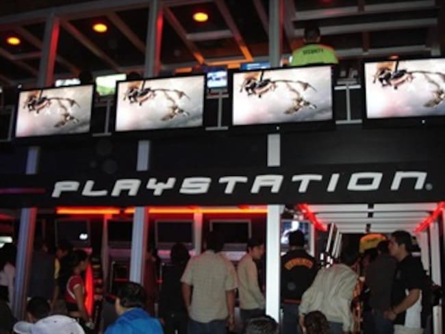 Electronic game show.'El ser tecnológico' con Fernado Licona